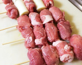 激安 豚コマ丸めて串焼き 豚串&ネギマ作り方3写真