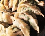 合挽き肉で作る、ワインに合う焼き餃子作り方4写真
