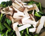 新野菜アスパラ菜とエリンギのオリーブ炒め作り方3写真