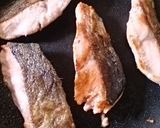 鮭のバター醤油ソテー☆作り方3写真