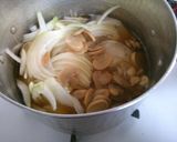 簡単♪鶏むね肉と玉ねぎの 洋風！ビール煮作り方3写真