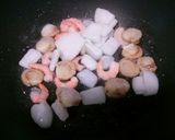 ★シーフードMixの塩焼きそば+スープ★作り方2写真