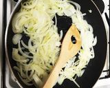 フライパン１つでオニオンスープ作り方3写真