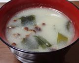 天然エノキダケ、蓮根、乾燥ワカメの味噌汁作り方8写真