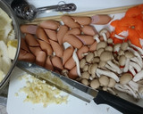 白菜とソーセージの中華炒め作り方1写真