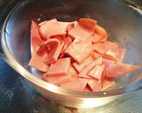 具が大きい！！ハム卵マヨの水菜サラダ。作り方1写真
