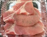 ポークケチャップ炒め&花サラダ作り方1写真