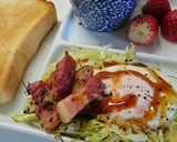 朝食に簡単卵料理！ソースで巣籠もり卵作り方4写真