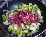 やわらかとろーり！牛肉とお葱の炒め煮作り方5写真
