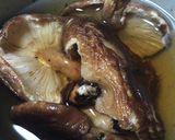 鶏肉・干し椎茸・人参の煮物作り方1写真