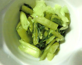野沢菜漬けに、わさびとろろとエゴマ油。作り方2写真