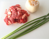 黒こしょう香る☆れんこんと牛肉の甘辛炒め作り方1写真