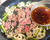 黒こしょう香る☆れんこんと牛肉の甘辛炒め作り方5写真