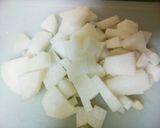 風邪の季節に、栄養満点ニンニクスープ作り方3写真