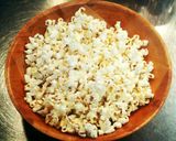 お店の味！キャラメルたっぷりポップコーン作り方3写真