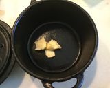 ココット鍋で1人分ベーコンエッグカップ作り方3写真