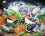 イサキと季節野菜の炒め物作り方5写真