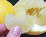 初めに剥いておく文旦。作り方6写真
