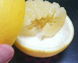 初めに剥いておく文旦。作り方7写真