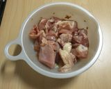 梅と甘辛だれが食欲誘う鶏照焼丼梅肉絡め作り方2写真
