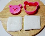 【食パン用抜き型】クマさんはんぺん作り方1写真