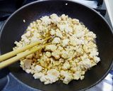 【食パン用抜き型】クマさん鶏そぼろ弁当作り方3写真
