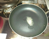お昼にささっとNo2、チーズ目玉焼き丼作り方2写真