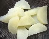 鶏手羽と大根のコクうま！甘辛味噌煮作り方2写真