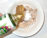 鶏もも肉とシメジの豆板醤炒め♪作り方2写真