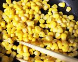 付け合わせに♪簡単クリームドコーン作り方2写真