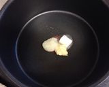 牛脂で旨味UP♪パラッパラ焼肉そばめし♡作り方2写真