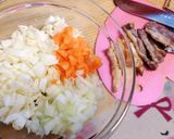 牛脂で旨味UP♪パラッパラ焼肉そばめし♡作り方1写真