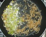 桜海老・ネギ・海苔・残りご飯チャーハン♪作り方3写真