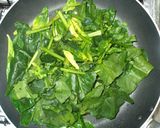 簡単ほうれん草卵中華だしの素の野菜炒め♪作り方3写真