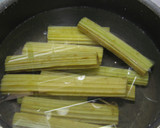 フキと小揚げの煮物作り方1写真