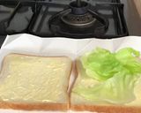 目玉焼きとハンバーグのトーストサンド作り方4写真