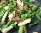 美味しい～‼菜の花とニンニクの炒め物作り方5写真