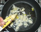 鶏もも肉とシメジの豆板醤炒め♪作り方7写真
