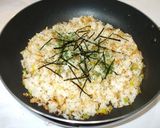 桜海老・ネギ・海苔・残りご飯チャーハン♪作り方5写真