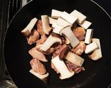 簡単！鶏肉とエリンギのケチャップ炒め作り方3写真