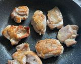 秋を楽しむ♪和栗と鶏肉、きのこの煮込み作り方2写真