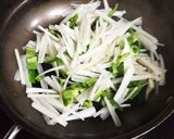 大根の皮でキンピラ作り方3写真