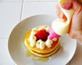 【ふりふりクリーム】ホイップパンケーキ作り方14写真