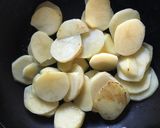 超簡単もう一品の！ベーコンポテト炒め作り方3写真