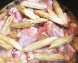 手羽元とゴボウの甘辛酸っぱ煮作り方1写真