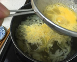やさしい味の玉ねぎの洋風かき玉スープ♡作り方4写真
