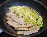 簡単！マルシンハンバーグのアジアン炒め作り方2写真