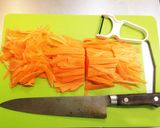 夕飯にもう一品！ご飯がすすむ人参しりしり作り方1写真