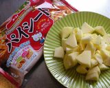 干しぶどうとクリームのアップルパイ作り方1写真