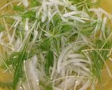 SPICYソースで！サーモンカルパッチョ作り方1写真